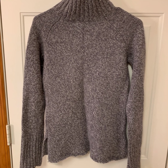 - Old Navy Lambswool  Angora High neck  sweater size M - Picture 2 of 6